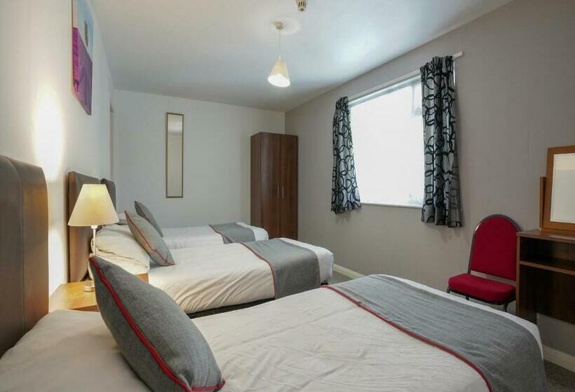 Quarto Triplo Standart, OYO Shanklin Beach