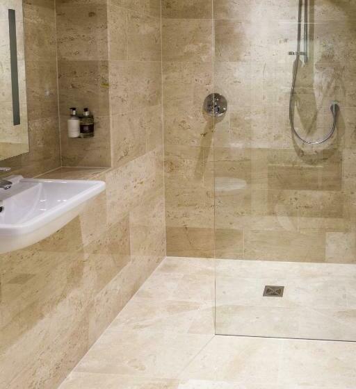 エクゼクティブルーム, The Borough Lancaster