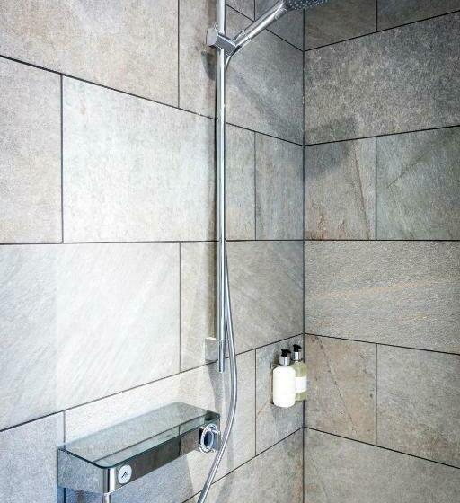 エクゼクティブルーム, The Borough Lancaster