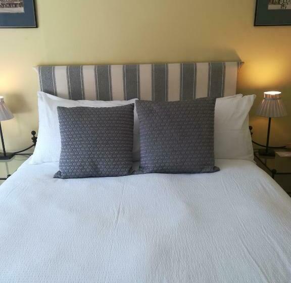 חדר סטנדרט, Tumbling Weir