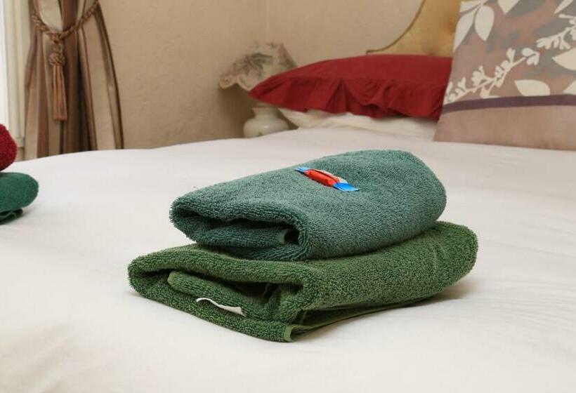 חדר דלוקס, Ladywood House Bed And Breakfast