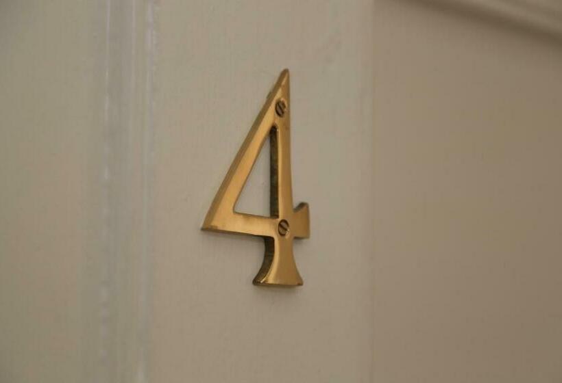 חדר דלוקס, Ladywood House Bed And Breakfast