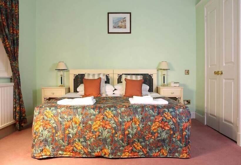 חדר משפחתי נוף לים, Coorie