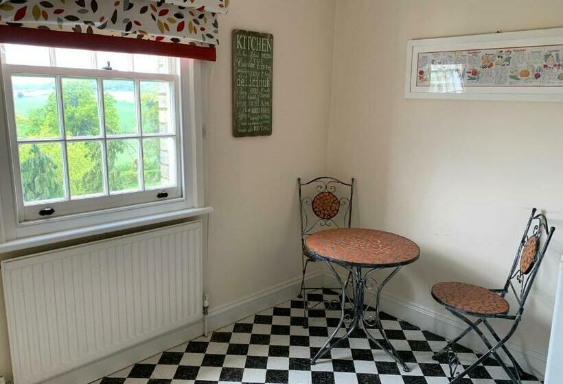 庭の見える１ベッドルームアパートメント, Lodge Farm Bed & Breakfast