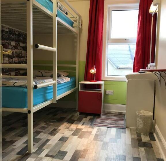 Pokój Standard Wspólna Łazienka, Portrush Holiday Hostel Guesthouse