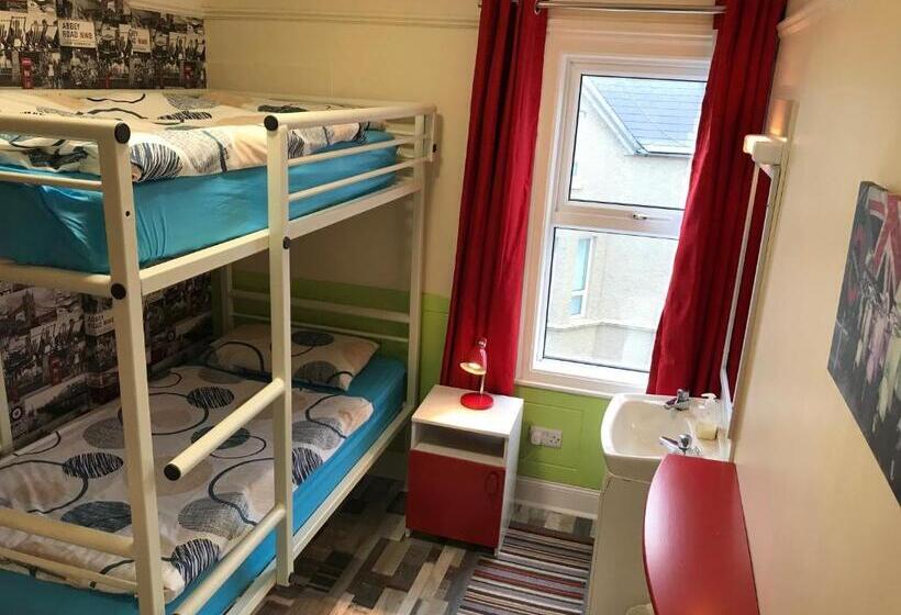 Pokój Standard Wspólna Łazienka, Portrush Holiday Hostel Guesthouse