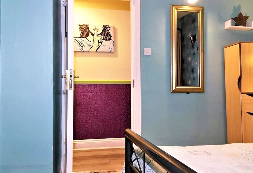 Pokój Standard, Portrush Holiday Hostel Guesthouse