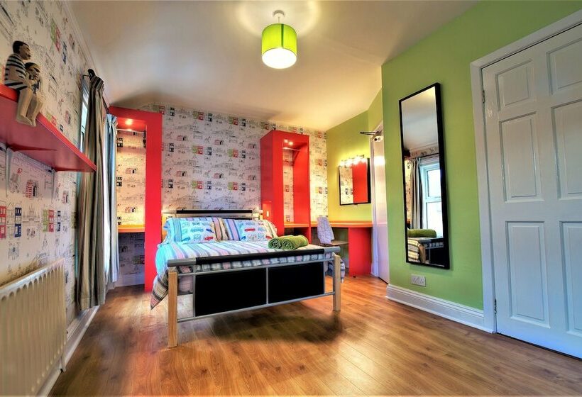 חדר סטנדרט לארבעה, Portrush Holiday Hostel Guesthouse