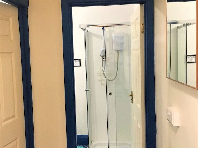 Apartament Rodzinny, Portrush Holiday Hostel Guesthouse