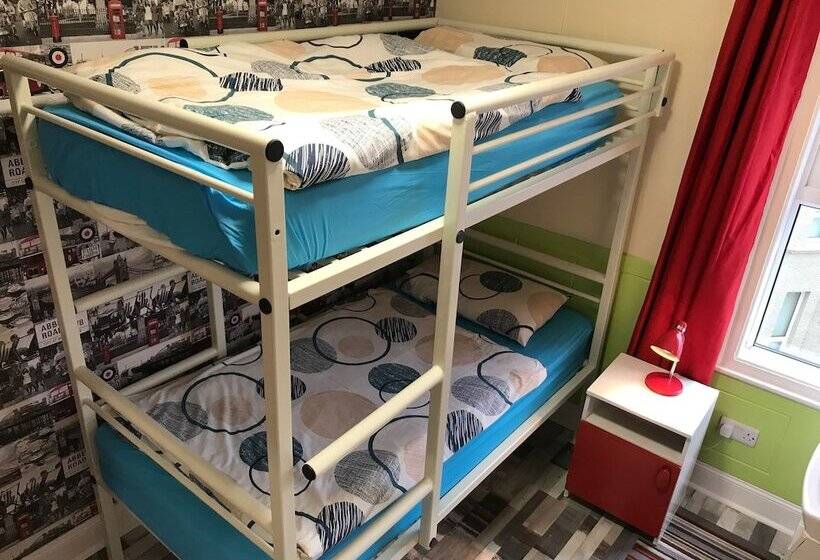 Pokój Standard Wspólna Łazienka, Portrush Holiday Hostel Guesthouse