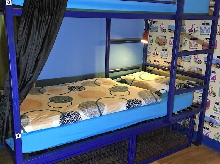 חדר סטנדרט לארבעה, Portrush Holiday Hostel Guesthouse