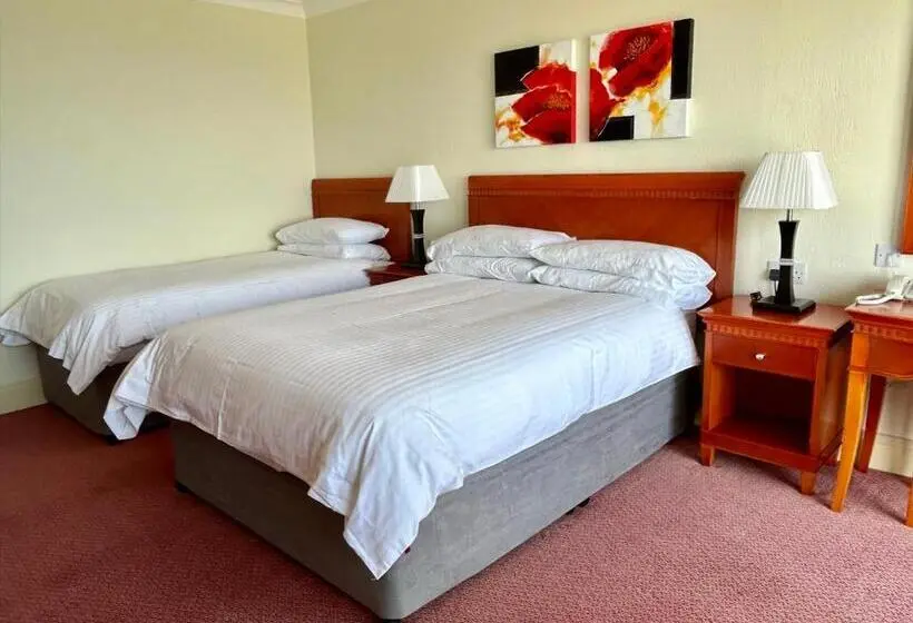 クラシックファミリールーム, Sandringham Hotel   Seafront, Sandown   Free Car Ferry