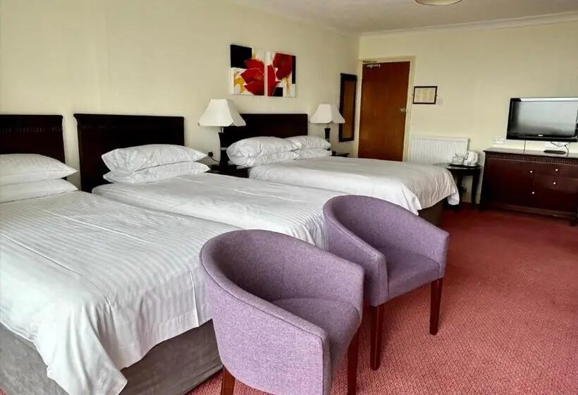 スーペリアファミリールーム, Sandringham Hotel   Seafront, Sandown   Free Car Ferry