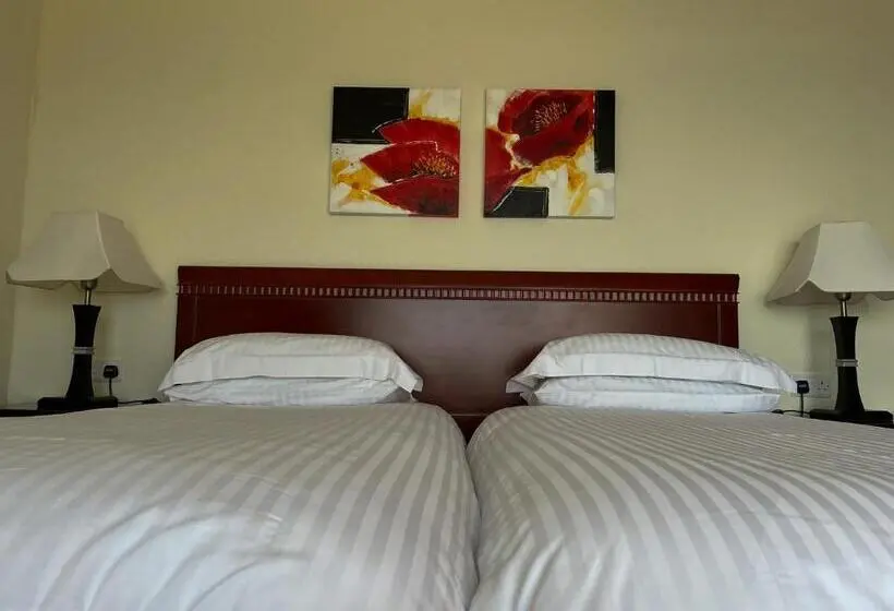 バルコニー付きスタンダードルーム, Sandringham Hotel   Seafront, Sandown   Free Car Ferry