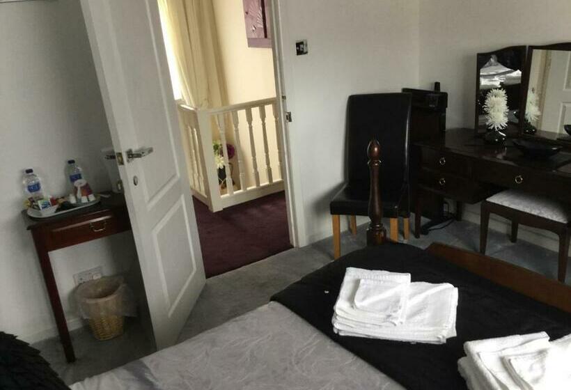 اتاق استاندارد با سرویس بهداشتی مشترک, Three Bridges Bed & Breakfast