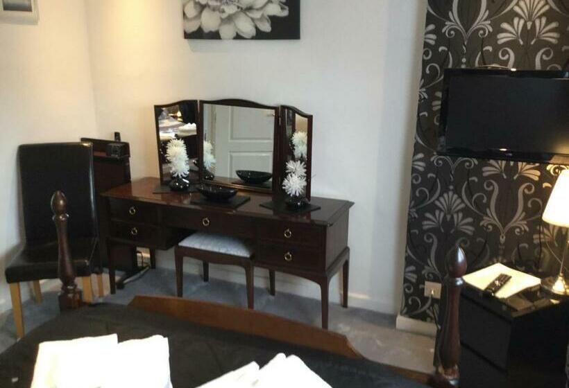 스탠다드 룸 공동 욕실, Three Bridges Bed & Breakfast