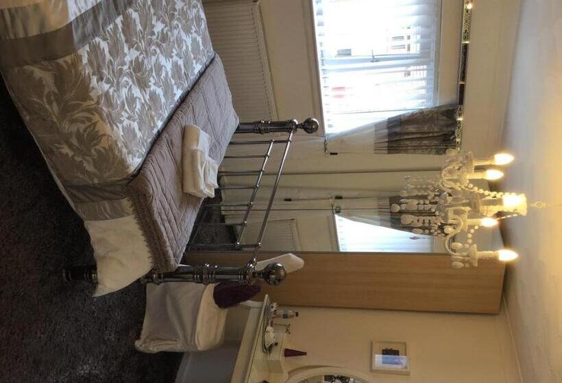 اتاق استاندارد, Three Bridges Bed & Breakfast