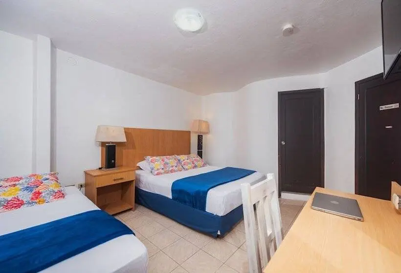 اتاق راحتی سه تخته, Hostal North Seymour