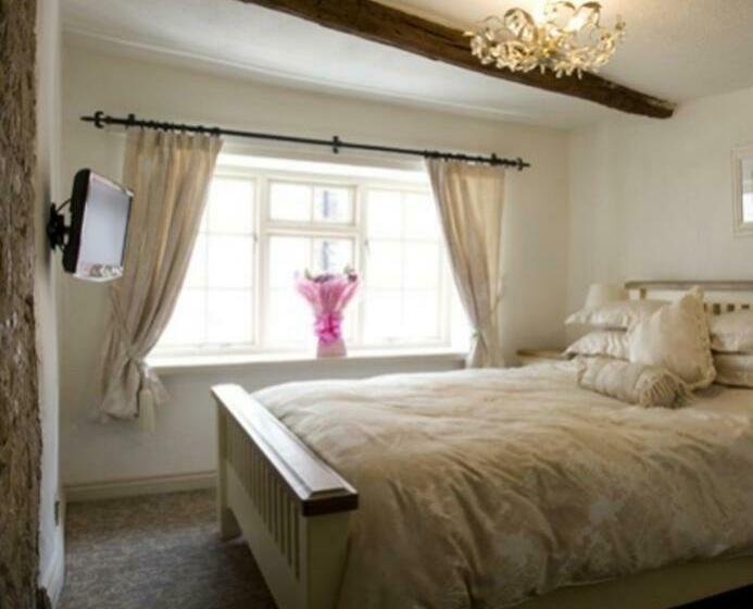 디럭스 룸 킹사이즈 침대, Cathedral View Guest House