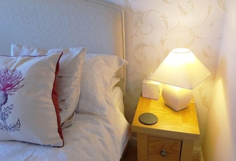 Номер Стандарт, Hanwell House