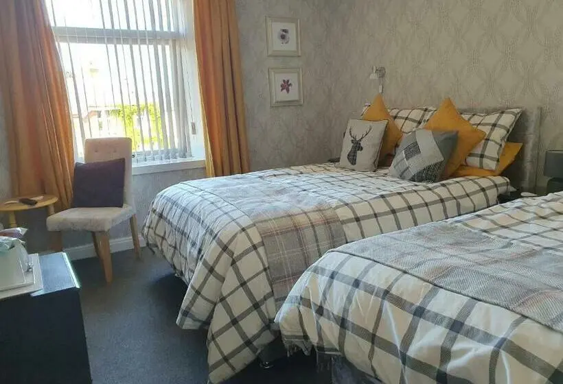 スタンダードルーム, Kirkcroft Guest House