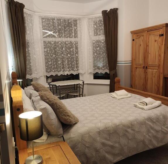 스탠다드 룸, Seashells Guest House