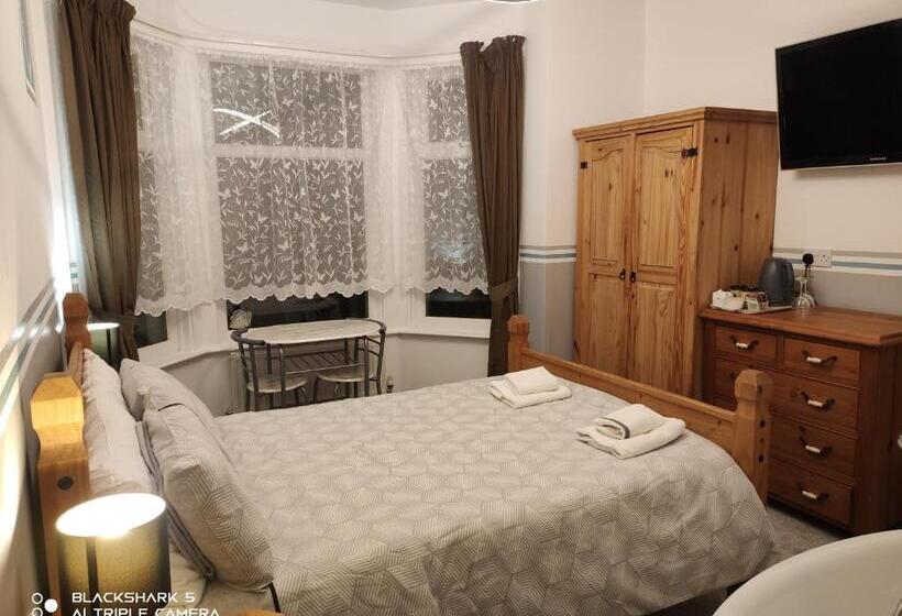 스탠다드 룸, Seashells Guest House