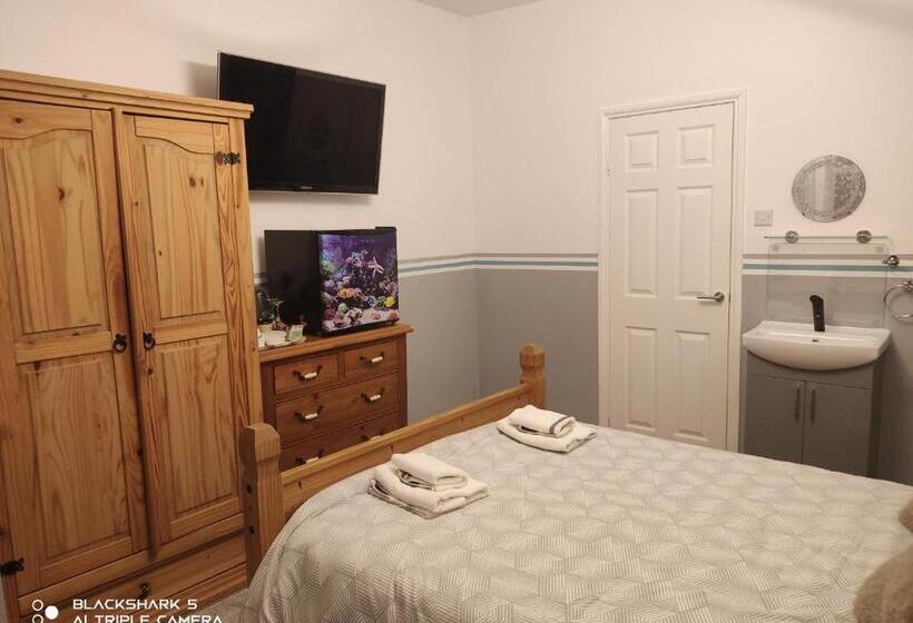 스탠다드 룸, Seashells Guest House