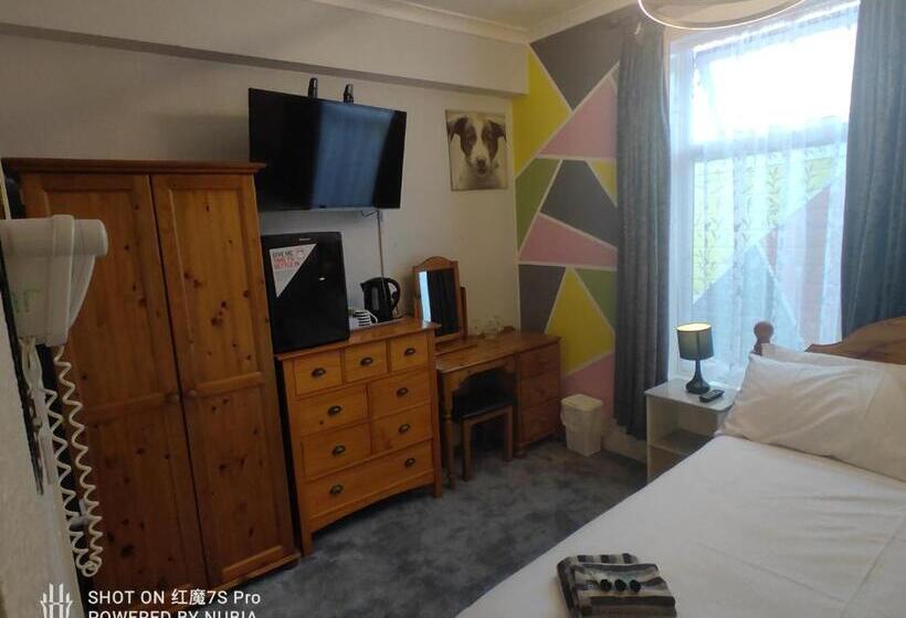 스탠다드 룸, Seashells Guest House