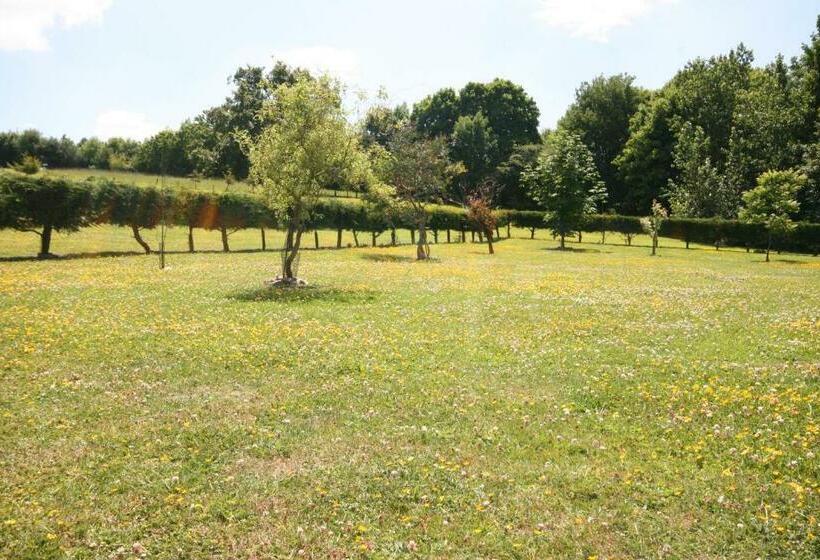 חדר אקזקיוטיב, Upper Neatham Mill