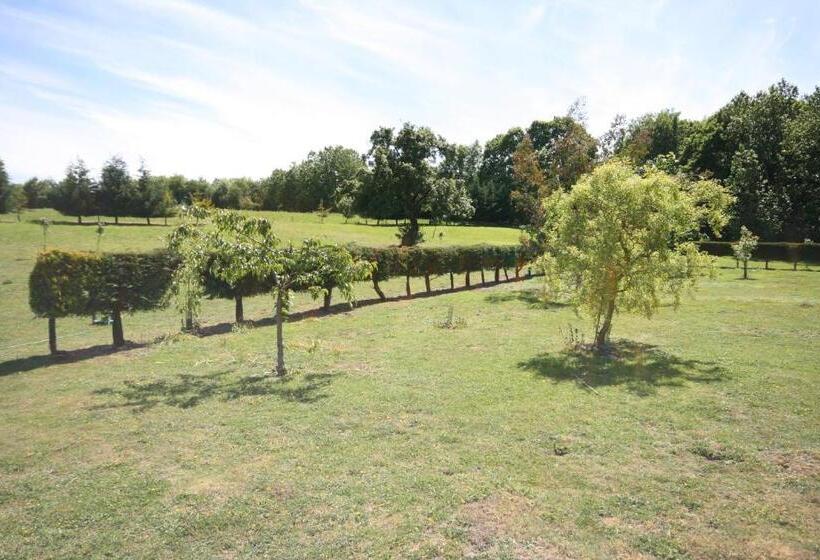 חדר דלוקס, Upper Neatham Mill