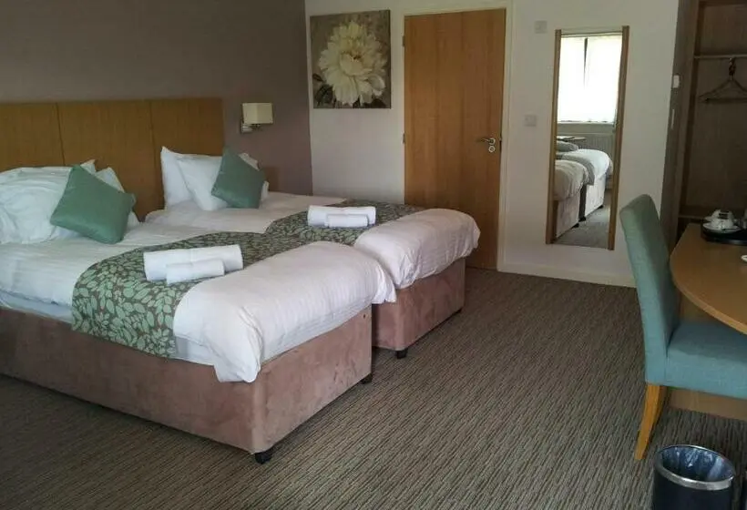Deluxe-huone, Deangate Motel