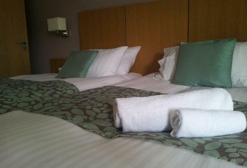 디럭스 룸, Deangate Motel