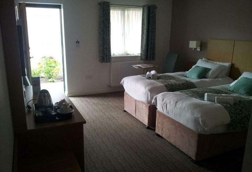 디럭스 룸, Deangate Motel