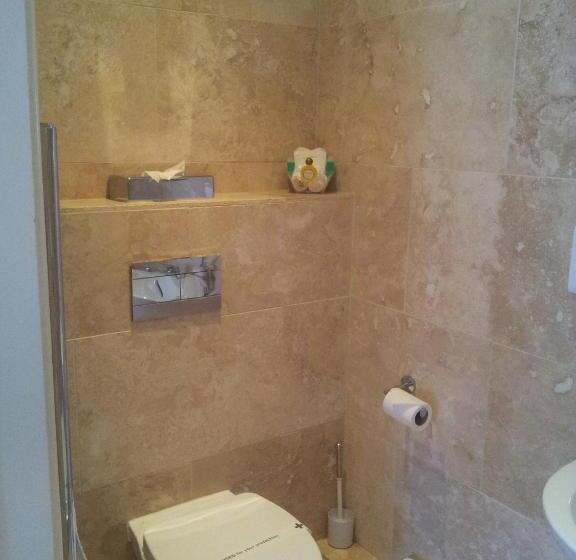 Номер Стандарт, Deangate Motel
