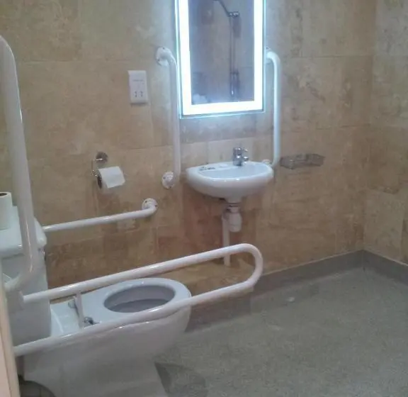 Yhden jaetun makuuhuoneen huoneisto, Deangate Motel