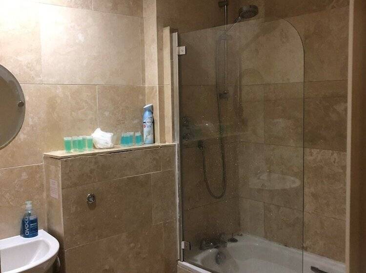 이코노미 룸 공용욕실, Deangate Motel