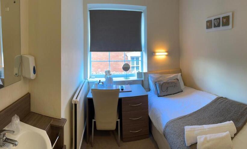 スタンダードシングルルーム, 281 Hotel & Restaurant