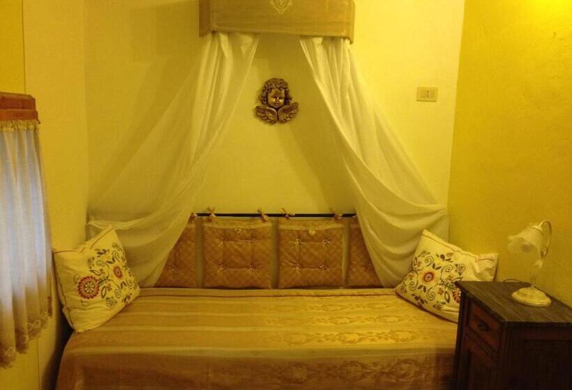 اتاق استاندارد سه نفره, Agriturismo Il Paradiso