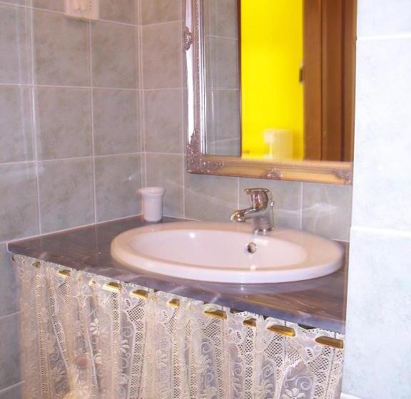 اتاق استاندارد سه نفره, Agriturismo Il Paradiso