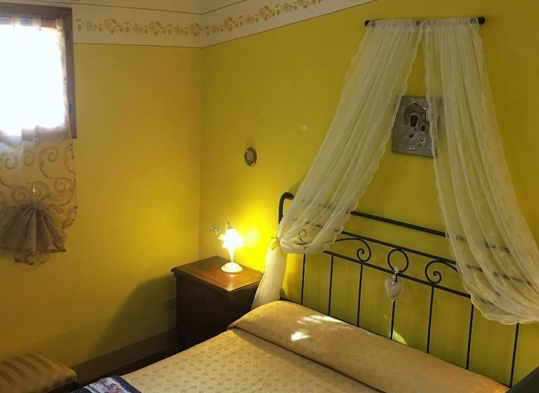 اتاق استاندارد سه نفره, Agriturismo Il Paradiso