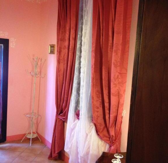 سوئیت کلاسیک, Agriturismo Il Paradiso