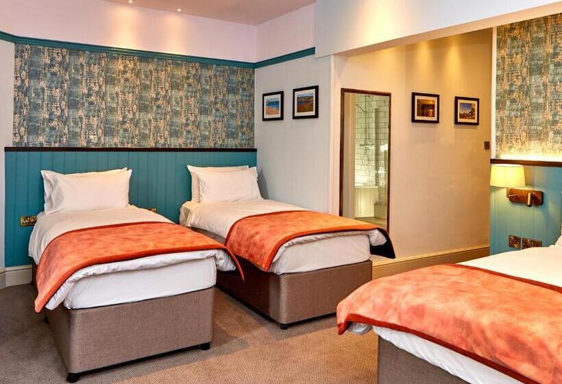 Семейный Номер, Anglesey Arms