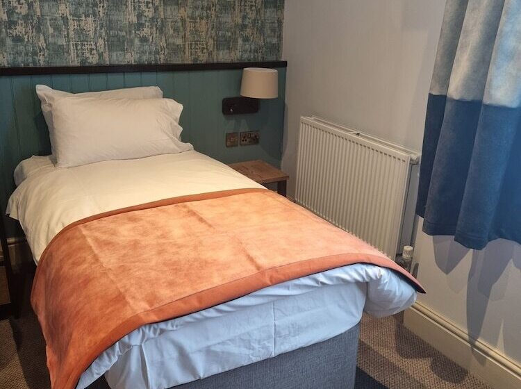 Индивидуальный Номер Классика, Anglesey Arms