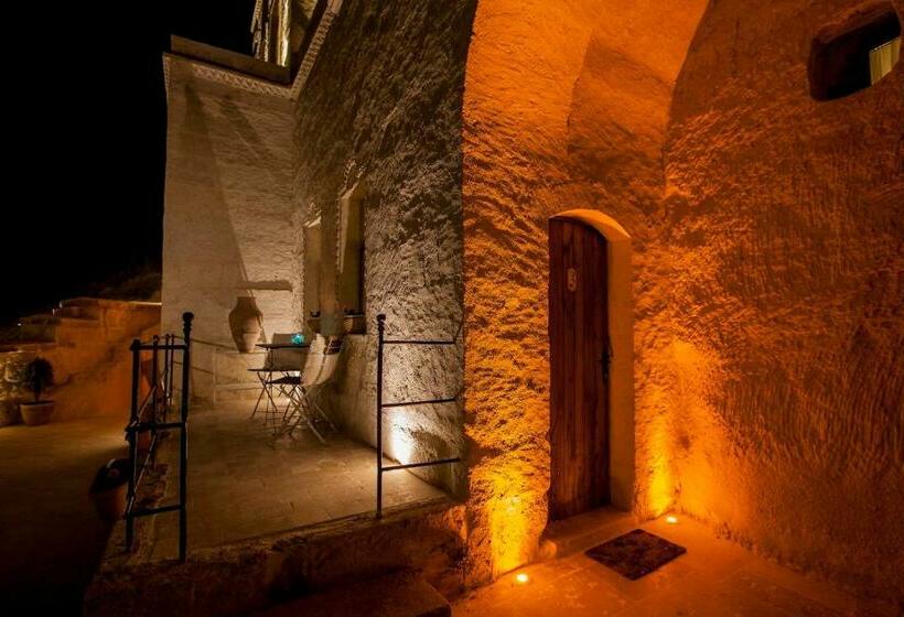 سوییت, Azure Cave Suites Cappadocia