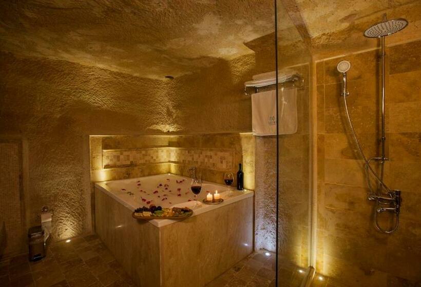 سوییت, Azure Cave Suites Cappadocia