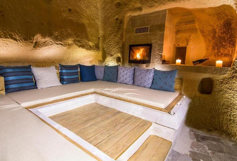 سوییت لوکس, Azure Cave Suites Cappadocia