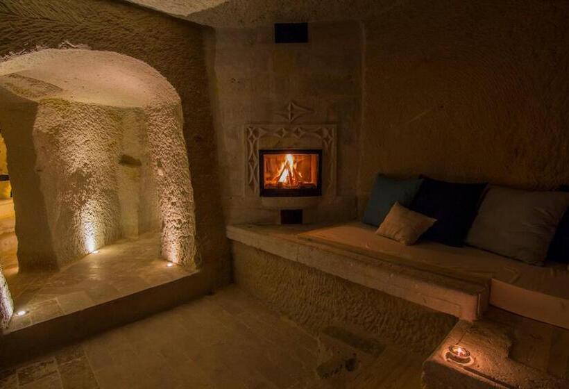 سوییت لوکس, Azure Cave Suites Cappadocia