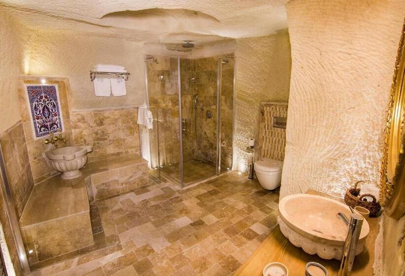 سوئیت پریمیوم, Azure Cave Suites Cappadocia