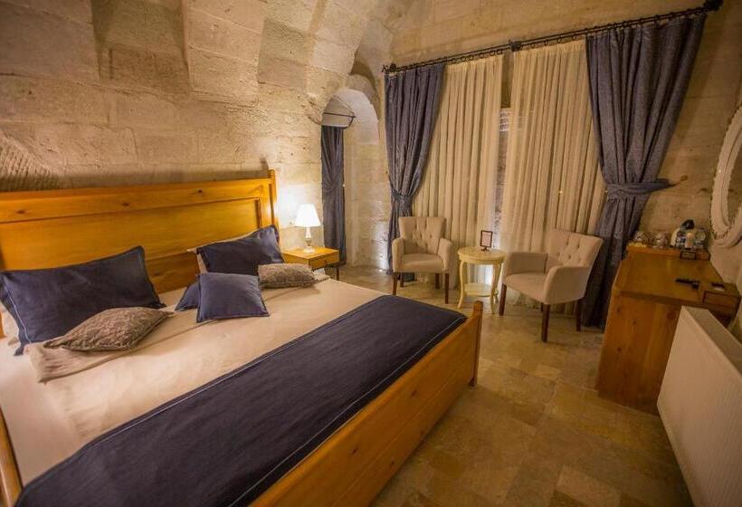 سوئیت پریمیوم, Azure Cave Suites Cappadocia